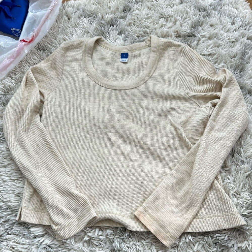 Old Navy (M)  Waffle knit Long sleeve